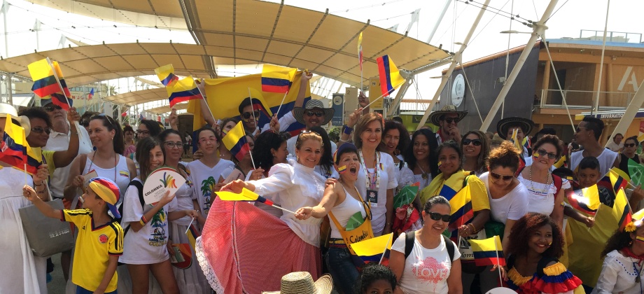 Consulado de Colombia en Milán celebró la independencia nacional en la Exposición Universal