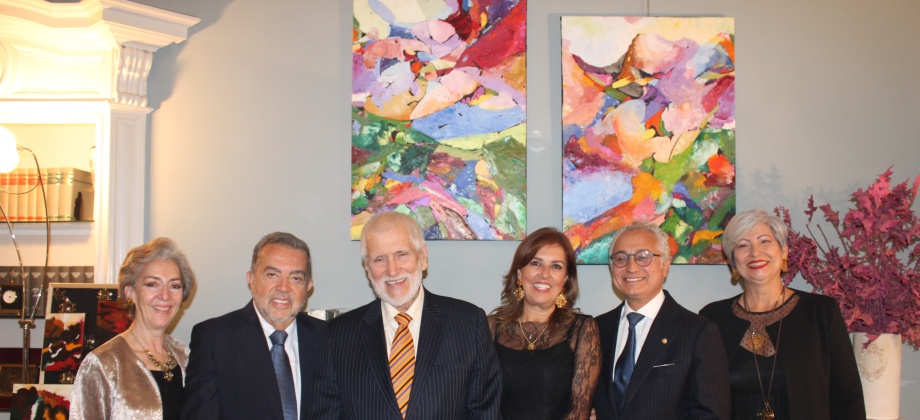 Cónsul de Colombia inauguró muestra de artistas huilenses 