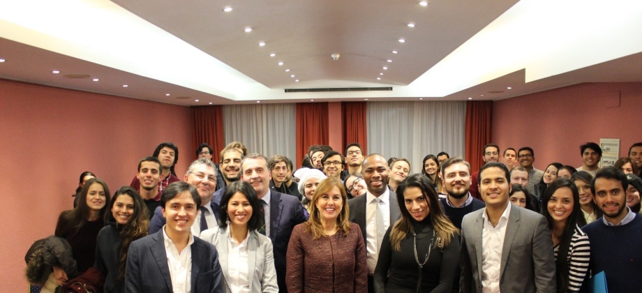 Primer encuentro de jóvenes estudiantes colombianos en Milán y norte de Italia